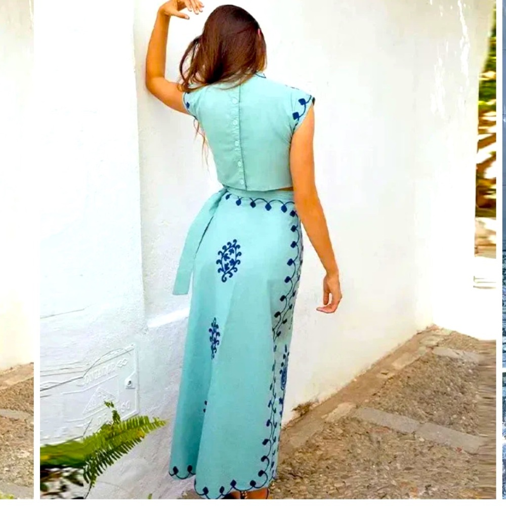 PRINTED TOP AND SKIRT SET